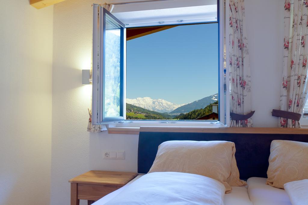 Apartment Dahoam Fulpmes Bagian luar foto