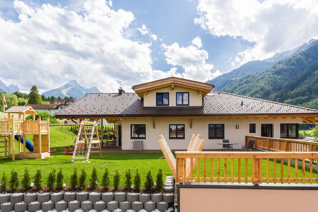 Apartment Dahoam Fulpmes Bagian luar foto